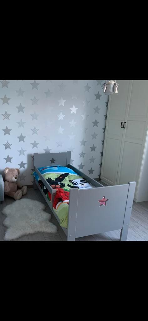 Juniorbed 70x160 petit amelie, Kinderen en Baby's, Kinderkamer | Bedden, Zo goed als nieuw, 160 tot 180 cm, 70 tot 85 cm, Matras