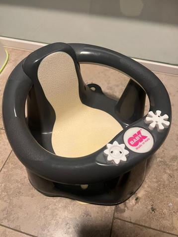 Babyzit bad beschikbaar voor biedingen