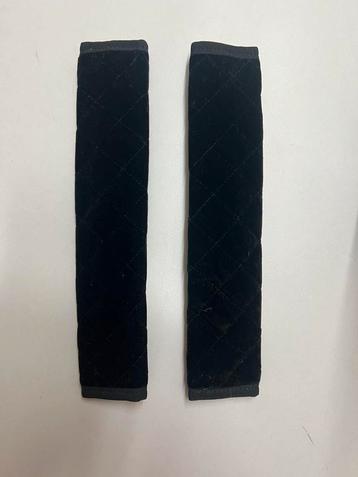 Autogordel beschermers kind  beschikbaar voor biedingen