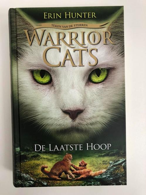 Boeken Warrior Cats “De laatste hoop” of “De wildernis in", Boeken, Kinderboeken | Jeugd | 13 jaar en ouder, Gelezen, Ophalen