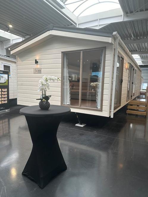 Showroom Middelkerke Scala 1100x400/2 moderne luxe caravan, Caravans en Kamperen, Stacaravans, Ophalen