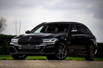 BMW 530e Touring M SPORT|PANO|CAMERA|HEADUP|LASER|TREKHAA beschikbaar voor biedingen