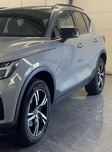 Spiegelkappen Volvo XC40 Origineel  beschikbaar voor biedingen