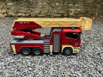 Camion de pompier Bruder beschikbaar voor biedingen