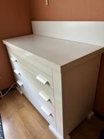 commode / verzorgingstafel kinderkamer wit, Kinderen en Baby's, Kinderkamer | Commodes en Kasten, Ophalen of Verzenden, Zo goed als nieuw