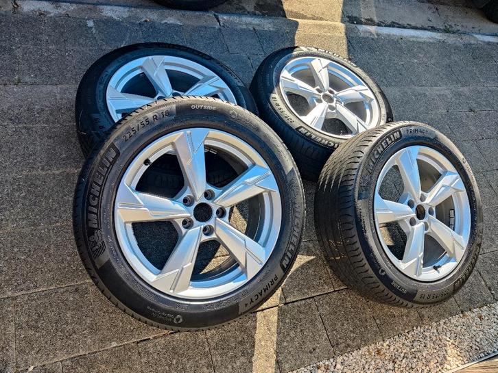 18 inch originele Audi A6 velgen - nieuwstaat, Auto-onderdelen, Banden en Velgen, Banden en Velgen, Zomerbanden, 18 inch, 225 mm