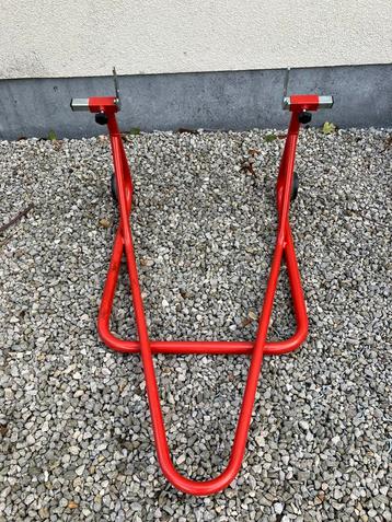 Motorstandaard / paddockstand beschikbaar voor biedingen