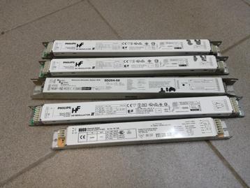 Electronische voeding T5 + Timers beschikbaar voor biedingen