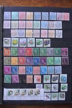 timbres Finlande dans un album (n55), Timbres & Monnaies, Timbres | Europe | Autre, Finlande, Affranchi, Enlèvement ou Envoi, Autres pays