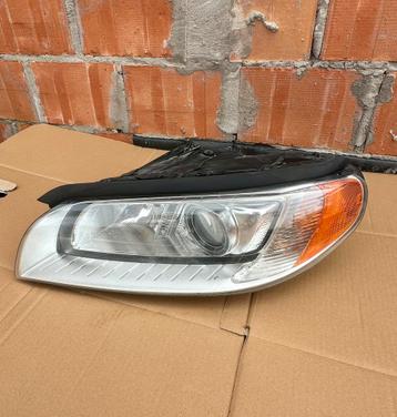 Volvo S80 /V70 XENON koplamp Links beschikbaar voor biedingen