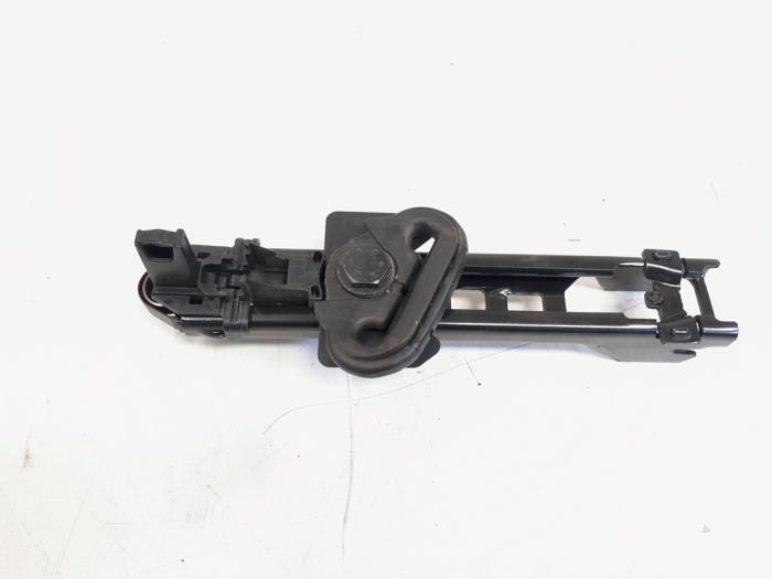 Guide ceinture de sécurité d'un Audi A4, Autos : Pièces & Accessoires, Habitacle & Garnissage, Audi, Utilisé, 3 mois de garantie