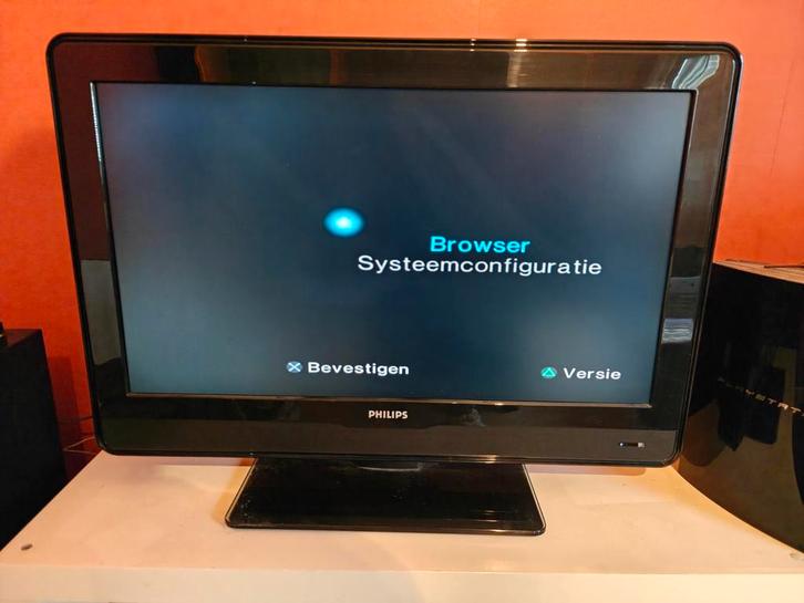 TV Philips LCD 32 pouces - HD Ready, TV, Hi-fi & Vidéo, Télévisions, Comme neuf, LCD, 80 à 100 cm, HD Ready (720p), Philips, 50 Hz