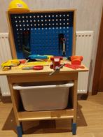 Toffe, houten speelwerkbank met allerlei werkgerief, Enlèvement