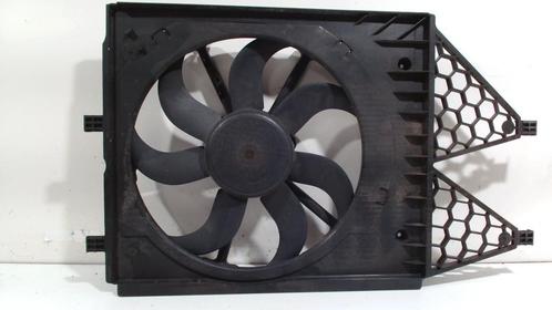 KOELVENTILATORMOTOR Skoda Fabia III (NJ3) (6R0121207), Auto-onderdelen, Airco en Verwarming, Skoda, Gebruikt