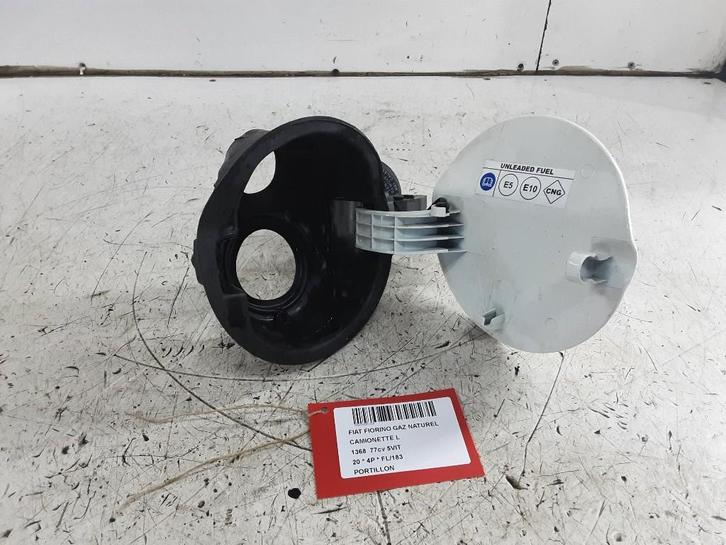 TANKKLEP Fiat Fiorino (225) (01-2007/12-2012) (1353354080), Auto-onderdelen, Carrosserie, Fiat, Gebruikt