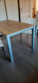 Keukentafel met 4 witte stoelen, Huis en Inrichting, Tafels | Eettafels, Ophalen, Zo goed als nieuw