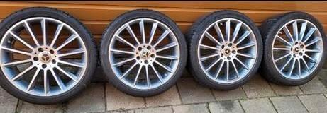 Mercedes 19 inch velgen met zomerbanden A B CLA AMG w177, Auto-onderdelen, Banden en Velgen, Velg(en), Zomerbanden, 19 inch, Ophalen of Verzenden
