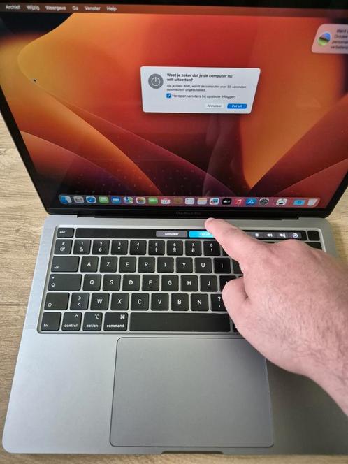 MacBook Pro 13-inch, 2020 Touch Bar 256GB, Computers en Software, Apple Macbooks, Zo goed als nieuw, MacBook, 13 inch, Ophalen of Verzenden