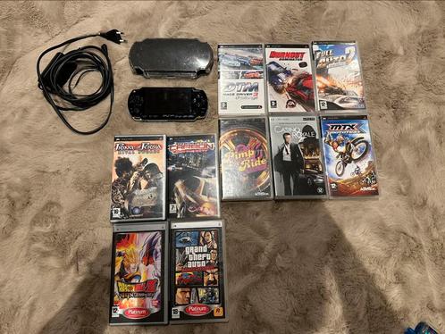 PSP met hardcase en spelletjes te koop, Games en Spelcomputers, Spelcomputers | Sony PSP, Gebruikt, PSP, Zwart, Met games, Met UMD-films