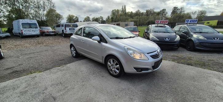 Te Koop Opel corsa met keuring, Auto's, Overige Auto's, Bedrijf, Te koop, Benzine, Euro 4, Overige carrosserie, 3 deurs, Handgeschakeld