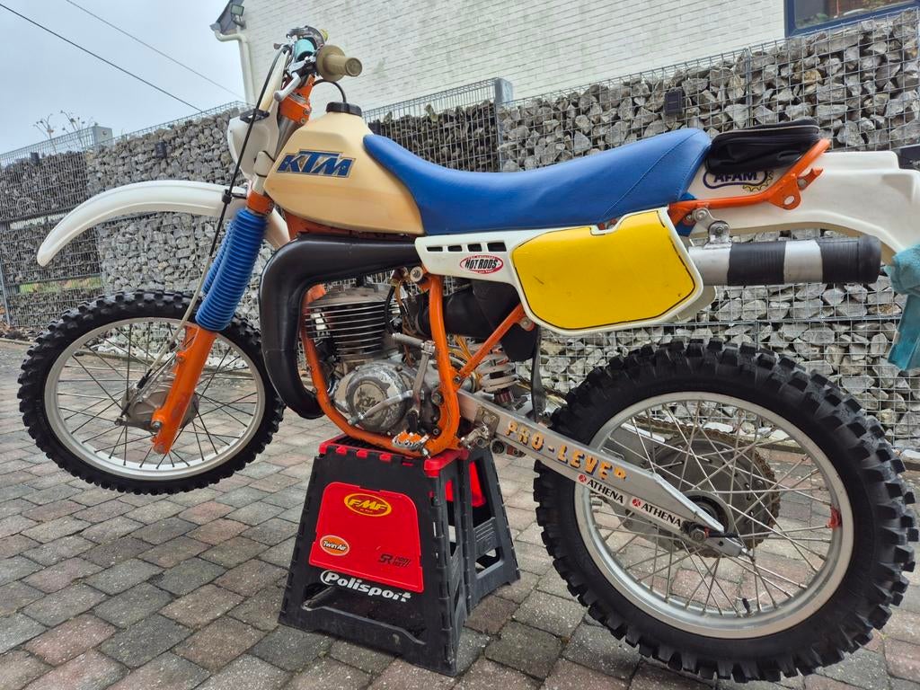 Ktm 240 gs uit 1983