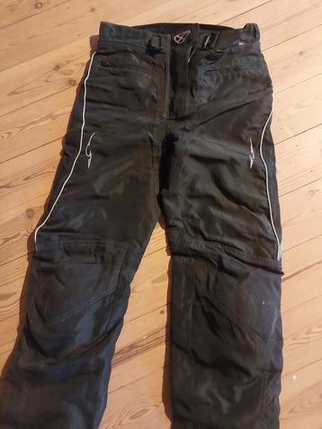 Motorbroek vrouwen, Motoren, Ophalen