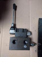 Hydraulisch ventiel voor houtkliever kraan traktor, Zakelijke goederen, Ophalen