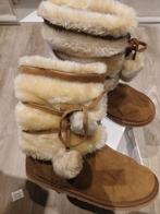 Chaussures et bottes, Enlèvement ou Envoi, Comme neuf