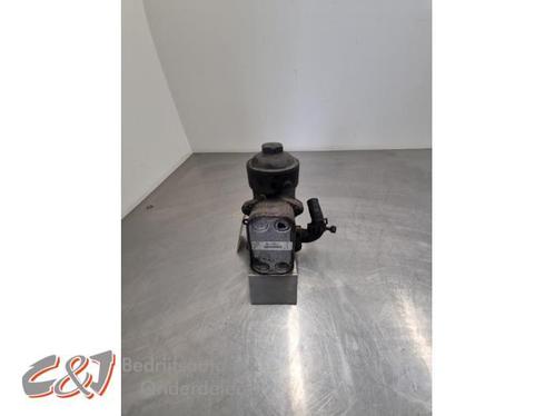 Oliefilterhuis van een Volkswagen Transporter, Auto-onderdelen, Filters, Volkswagen, Gebruikt, 3 maanden garantie, Ophalen of Verzenden