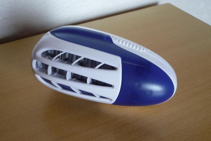 Stopcontact UV muggenvanger vliegenlamp, Caravans en Kamperen, Kampeeraccessoires, Ophalen of Verzenden