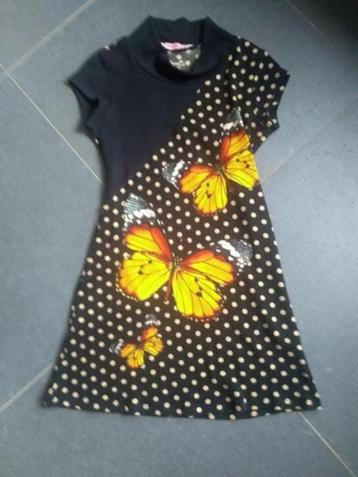 jurkje Smash Med+linnen jurk +Tramontana Med +Zara Basic S beschikbaar voor biedingen