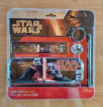 Set d'écriture STAR WARS Disney Neuf beschikbaar voor biedingen