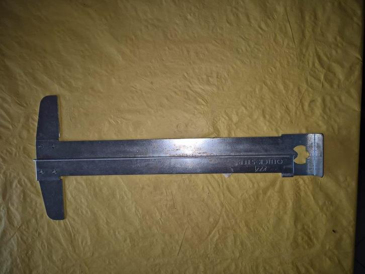 Équerre spéciale Quick-step, Doe-het-zelf en Bouw, Gereedschap | Handgereedschap, Zo goed als nieuw, Ophalen