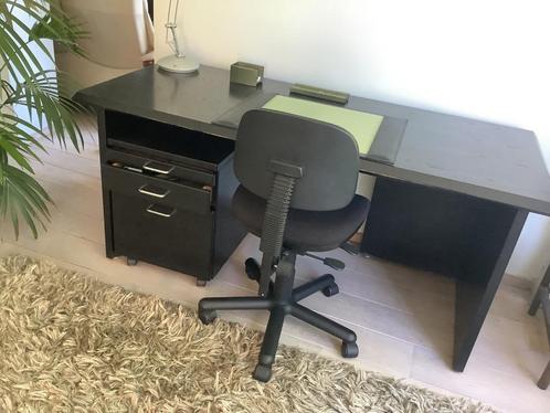 Bureau met verstelbare bureaustoel, Huis en Inrichting, Bureaus, Gebruikt, Bureau, In hoogte verstelbaar, Met wielen, Ophalen