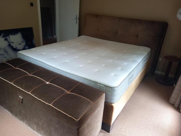luxe bed Magnitude Royal Boxspring, Huis en Inrichting, Slaapkamer | Boxsprings, Zo goed als nieuw, Overige maten, Tweepersoons
