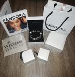 Pandora armband met bedels 19cm, Handtassen en Accessoires, Gebruikt, Ophalen of Verzenden, Met strass, Zilver