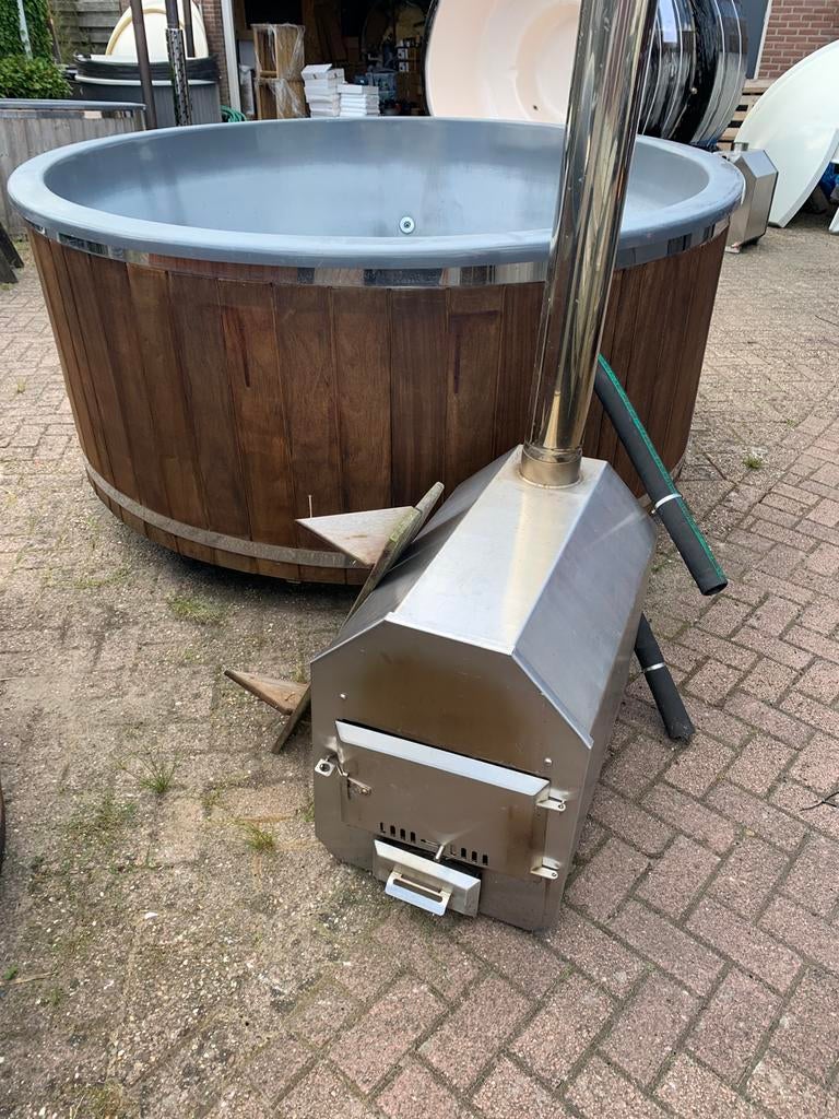 Hottub | XXL | externe kachel | 225cm | thermo wood |, Jardin & Terrasse, Accessoires de piscine, Utilisé, Filtre, Enlèvement