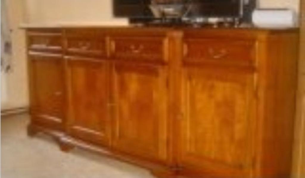 Très beau Buffet 4 portes 4 tirroirs en Merisier «GLORIA», Maison & Meubles, Enlèvement