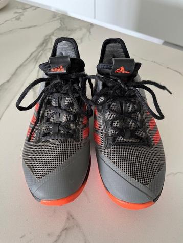 Hockeyschoenen maat 36 2/3 beschikbaar voor biedingen