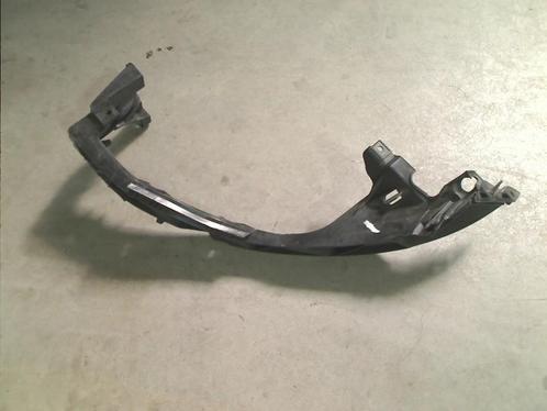 KOPLAMP HOUDER LINKS BMW 1 serie (E81) (51647120823), Auto-onderdelen, Verlichting, BMW, Gebruikt
