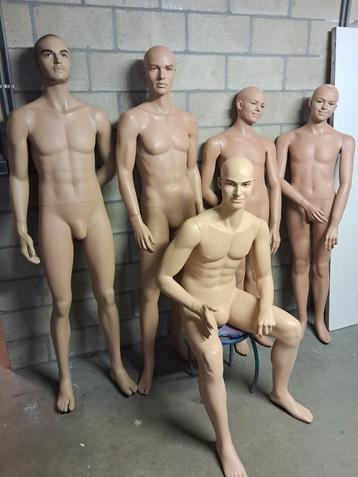 Realistische heren paspoppen paspop etalagepop militaria  beschikbaar voor biedingen