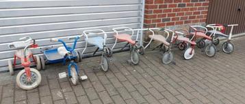 Lot de 8 tricycles enfants - Vintage  disponible aux enchères