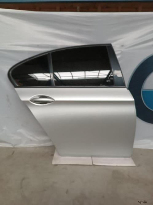 Rechts achter deur portier BMW 5 serie  F10  F18  Titansilve, Auto-onderdelen, Carrosserie, Deur, Gebruikt, Ophalen of Verzenden