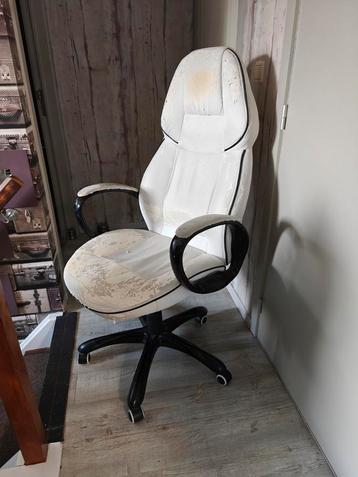 Bureaustoel gratis, Huis en Inrichting, Bureaustoelen, Ophalen, Gebruikt, Wit, Bureaustoel