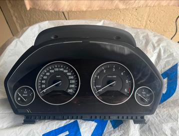 BMW 6WA Semi-digitale cluster beschikbaar voor biedingen