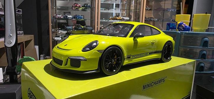 Porsche 911 R Green - Ring Police 1/12 Minichamps, Hobby en Vrije tijd, Modelauto's | 1:5 tot 1:12, Zo goed als nieuw, Auto, 1:9 t/m 1:12