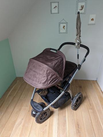 Maxi–Cosi Mura Plus 3 (Compleet 3-in-1 set “Earth Brown”) disponible aux enchères