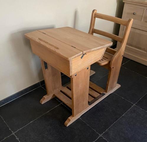 Oude houten schoolbank, Huis en Inrichting, Bureaus, Zo goed als nieuw, Ophalen