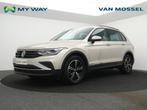 Volkswagen Tiguan Tiguan 1.5 TSI Life OPF (EU6AP), Auto's, Navigatiesysteem, Beige, Handgeschakeld, 148 g/km
