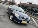 Toyota Avensis break 2.0 D4D 2011 année 93kw 0032495310431, Auto's, Voorwielaandrijving, Lederen bekleding, Avensis, 93 kW